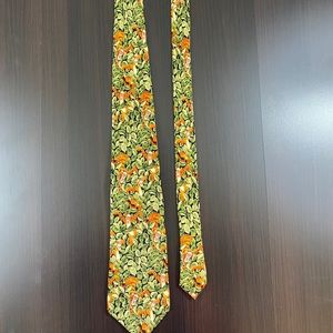 Walt Disney Tigger tie